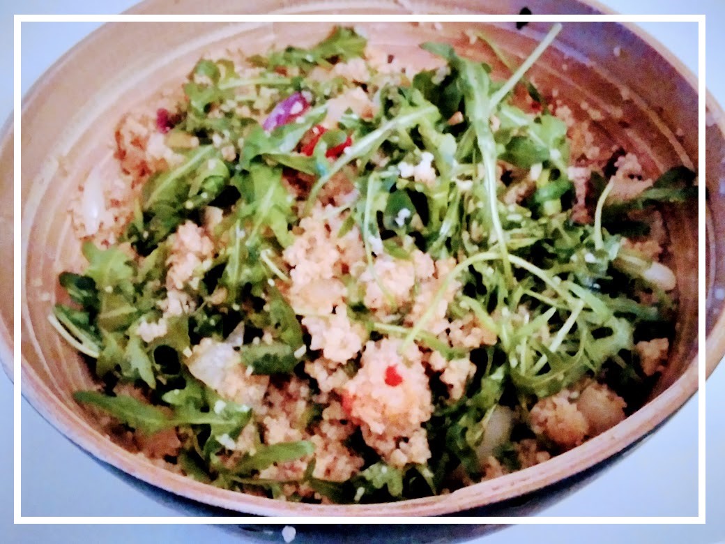 Couscous salat med frisk mynte og hakkede mandler